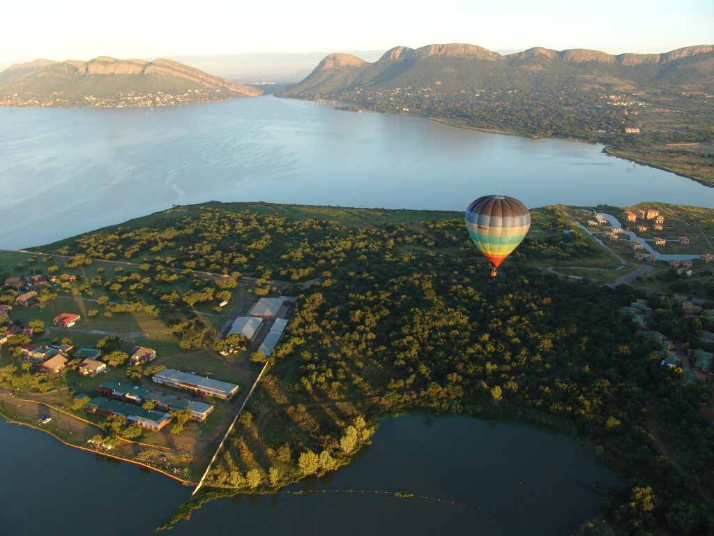 Piesangkloof 4×4 Trails & Bush Camp: Off-Grid Adventure in the Magaliesberg